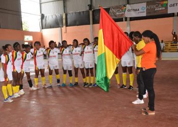 La FEGUIHAND construit son gymnase en six (6) mois