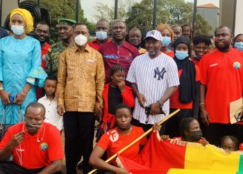 CAN Handball : Le ministre des Sports remet le drapeau à l&rsquo;équipe guinéenne
