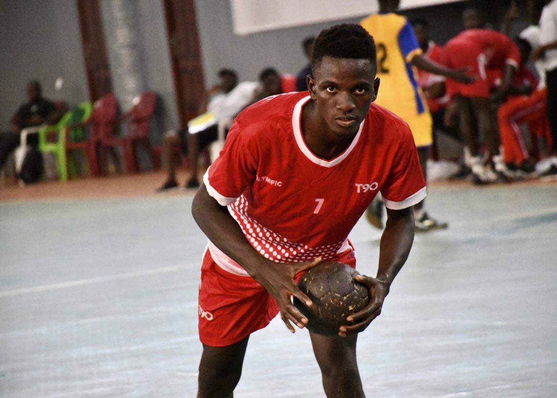 Ligue 1 : L’Olympic se relance et le Horoya débute par une victoire