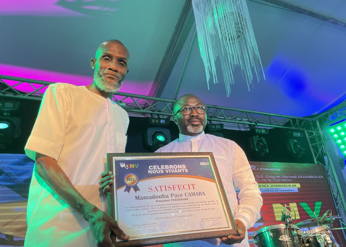 Sport – Guinée : Le Président Paye récompensé par la CIS’s Com