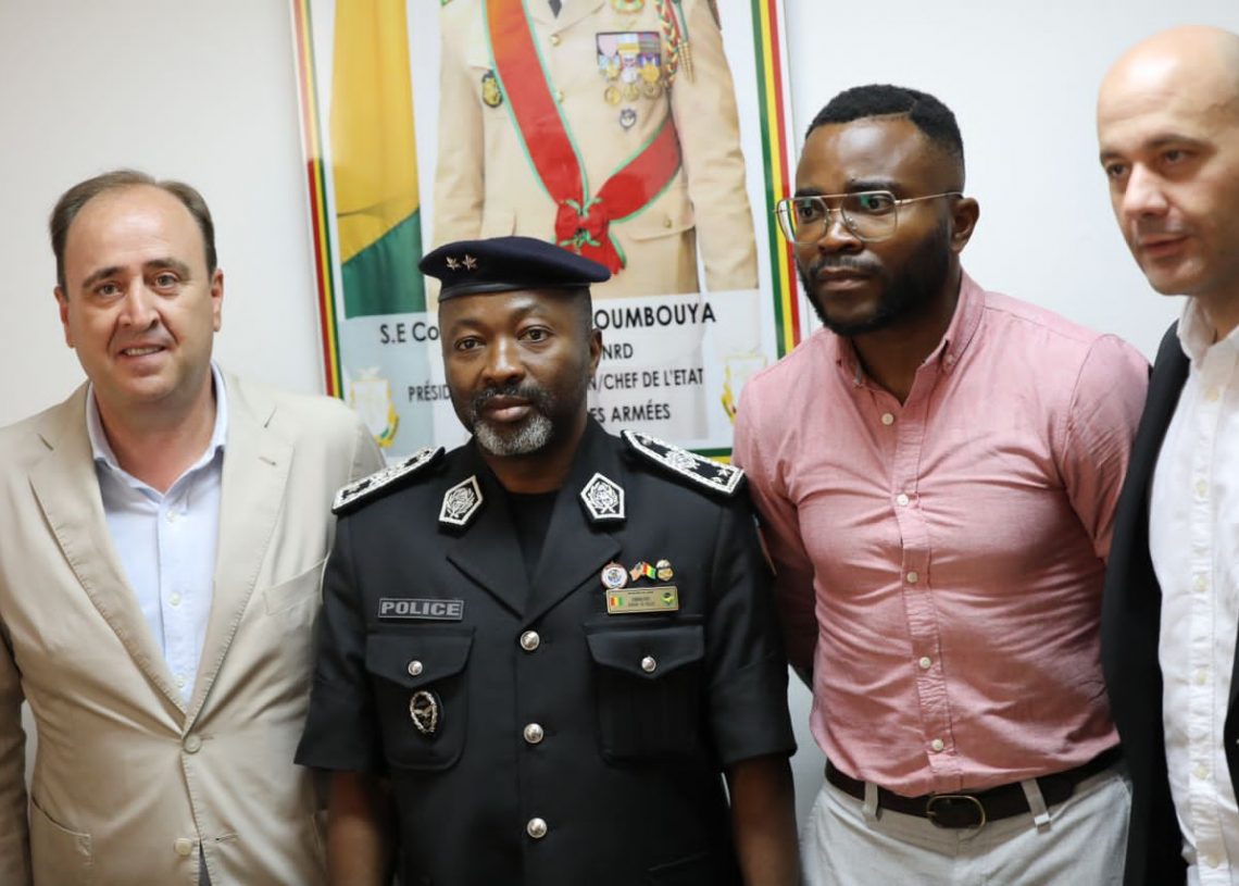 Coopération : Une délégation du club espagnol Getafe rencontre le président Paye Camara à Conakry