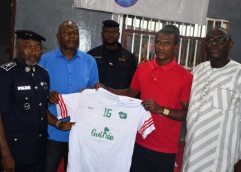 Compétitions Nationales : La fédération offre 1152 maillots à 32 clubs