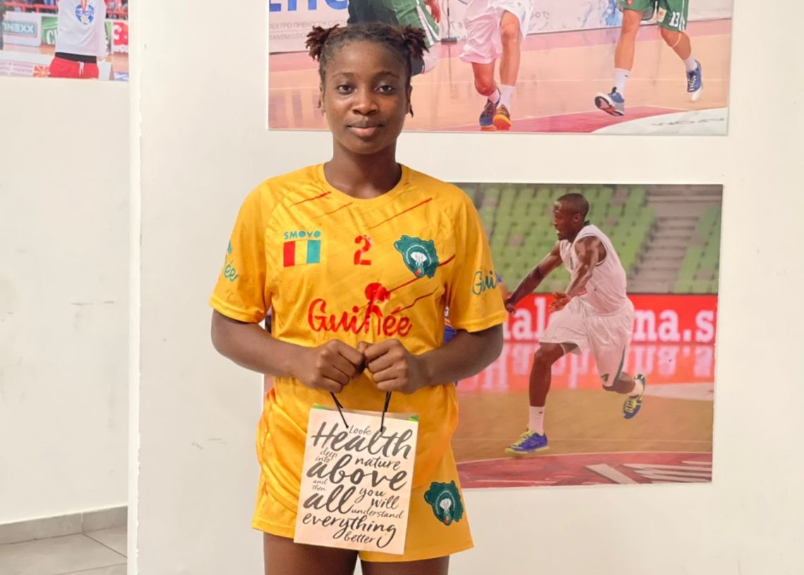 Mondial U20 (F) : la Guinée battue, Mariame Bangoura désignée joueuse du match