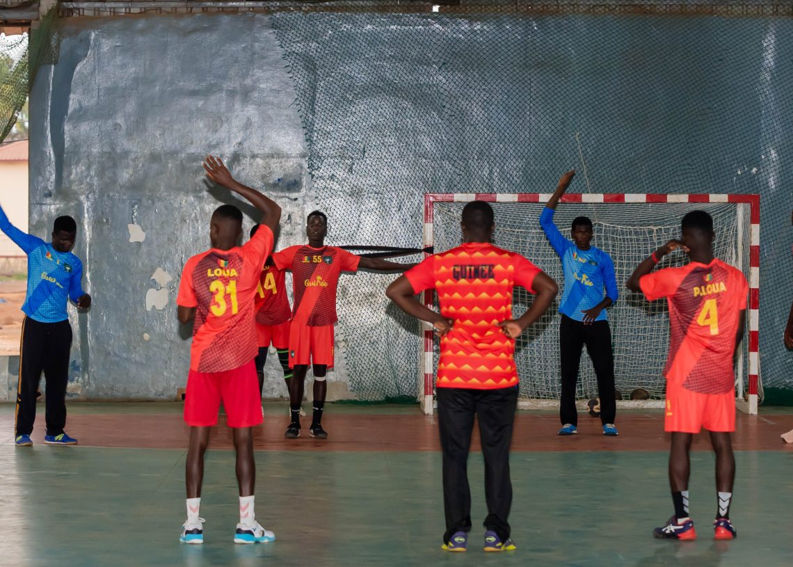 IHF Trophy Continental : L’équipe cadette de Guinée domine celle du Cameroun